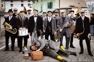 TAČMI BRASS BAND