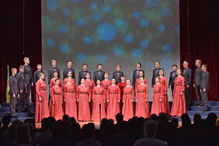 Youth choir Balsis, Riga, Latvija, dir. Ints Teterovskis